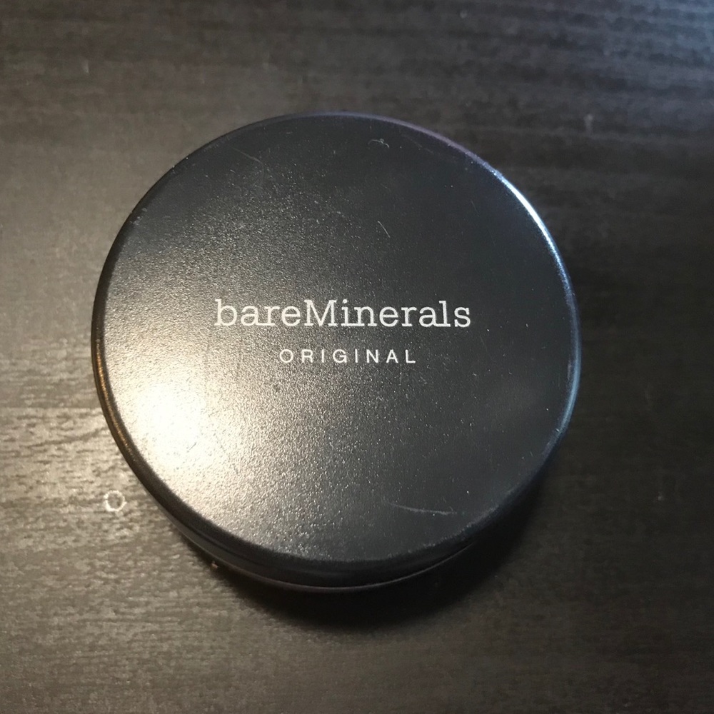 bareMinerals powder foundation in shade N10